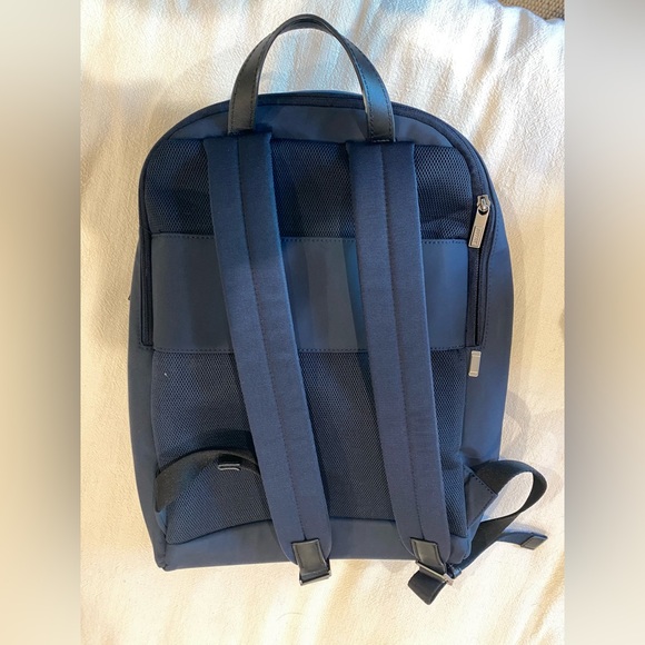 AWAY Backpack - Picture 3 of 4